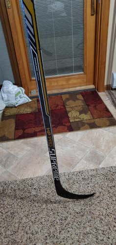 Senior Bauer HP Pro RH Hockey Stick Mid