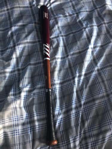 High School/College  AM22 Bat (-3) 30 oz 33"