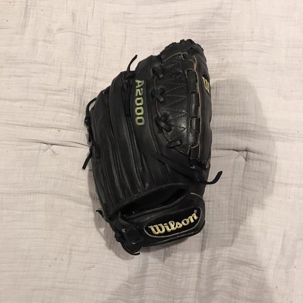 Wilson A2000 L 11.75 Pitcher