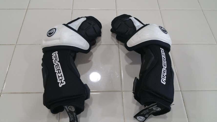 Large Maverik Wonderboy Arm Pads