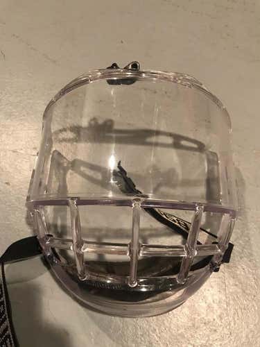 Senior Bauer Concept III Facemask (with bottle of anti-fog)