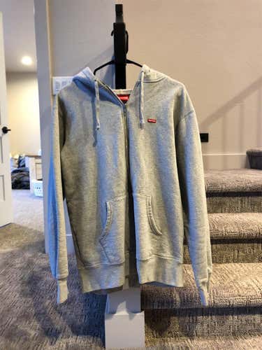 *NEW* Supreme Full ZIP Hoodie (L)