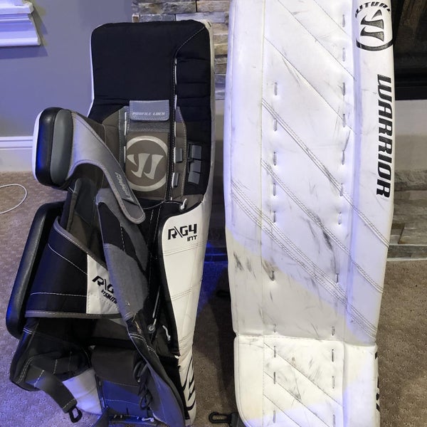 White Intermediate 32"+1” Ritual G4 Goalie Leg Pads