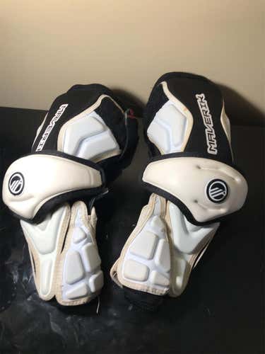 Large Wonderboy Arm Pads