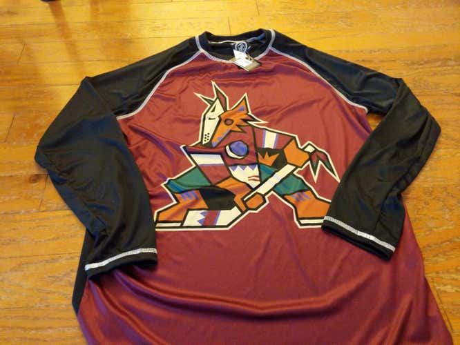 Arizona Coyotes Long Sleeve medium