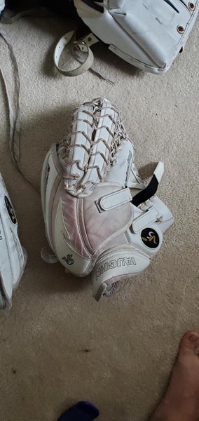 White Intermediate 32 + 1" Vaughn Regular Velocity V6 Goalie Full Set