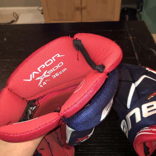 Red & Blue Senior Vapor X900 Gloves 14"