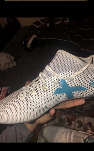 New 10 (Women's 11) X 17.1 Cleats