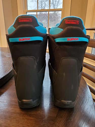 Youth size 6.0 Burton Imprint 1 Snowboard Boots Adjustable Flex