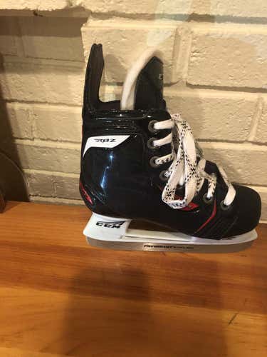 BRAND new never worn RBZ high end youth skates