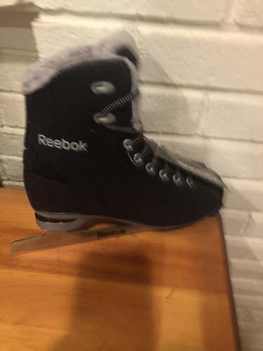 Brand new women’s figure skates