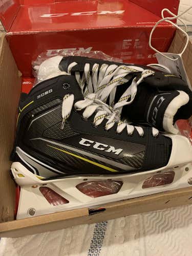 New Senior CCM Tacks 9060 Hockey Goalie Skates D&R (Regular) Size 9