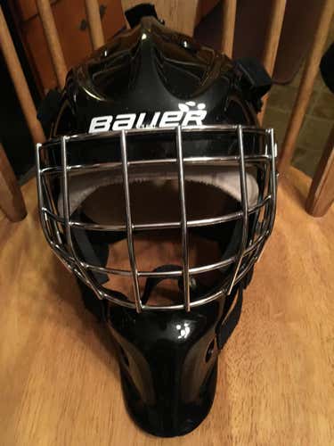 Black Junior Bauer NME 3 Goalie Mask