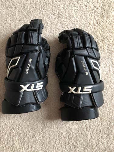 Black  Player Cell III Lacrosse Gloves 12"