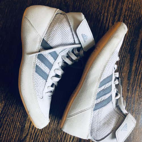 Adidas Size 3.5 Wrestling shoes