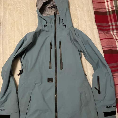 Women's Medium Armada Jacket