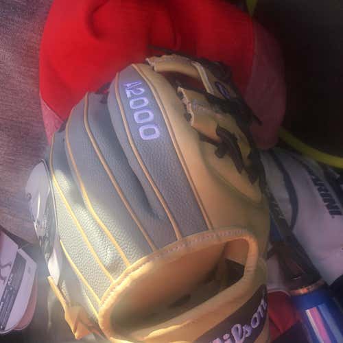 Gray High School/College A2000 Baseball Glove 11.25"