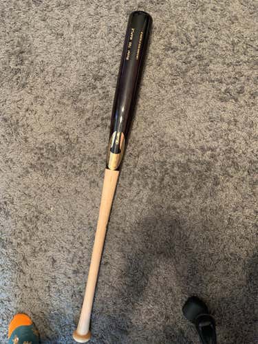 Chandler Gold Label Pro Maple Bat