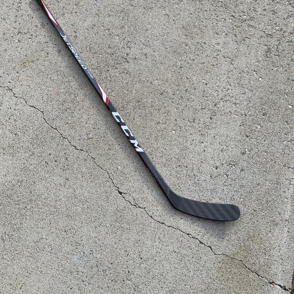 Senior Jetspeed FT2 Team Hockey Stick Heel Pro Stock