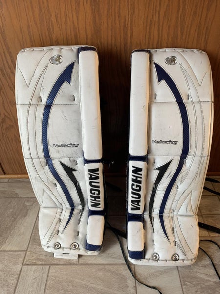 Junior 29+1.5" Vaughn Velocity V7480 Goalie Leg Pads