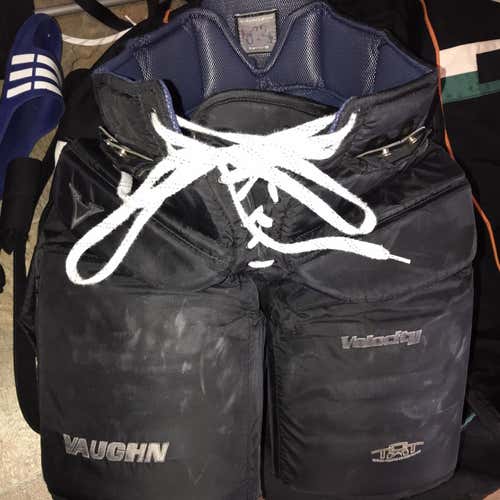 Black Senior Large V6 Hockey Goalie Pants Pro Stock