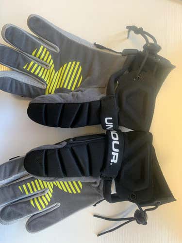 Black Junior Gloves