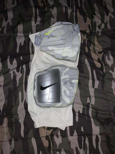 nike pro combat XL