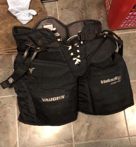 Vaughn V6 2200 Pro Pants LARGE