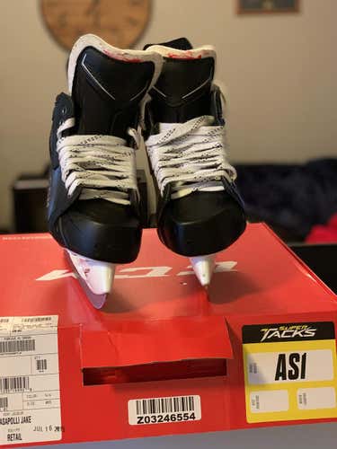 Senior CCM Super Tacks AS1 Hockey Skates EE (Extra Wide) Size 6