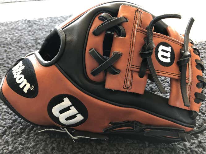 WILSON A2K 11.25 INCHES PRO STOCK - NEW - FAST SHIP! - $359 RETAIL