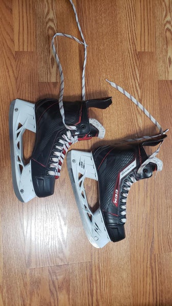 Senior CCM JetSpeed 270 Hockey Skates D&R (Regular) Size 8