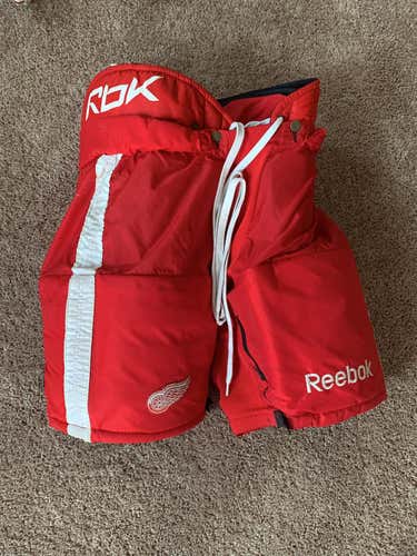 Senior Large Pro Stock Red Wings Pants