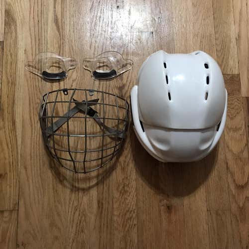 Bauer FM5500 Helmet, Cage, Ear Protection