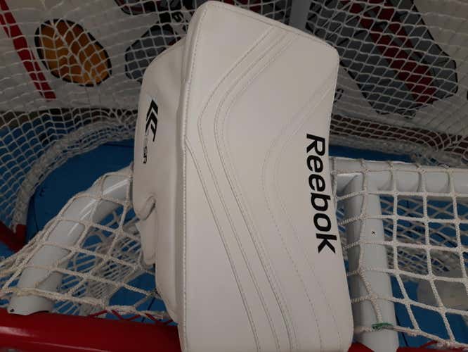 White Senior New Reebok Full Right