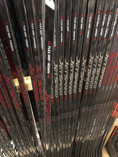 New Senior CCM Left Handed JetSpeed Hockey Stick. 85 flex. p28