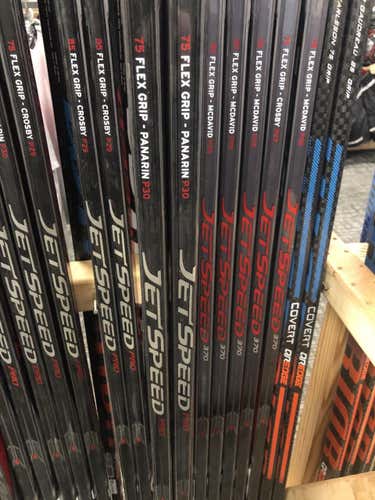 New Senior CCM Left Handed Jetspeed Pro Hockey Stick. 75 flex. p30.