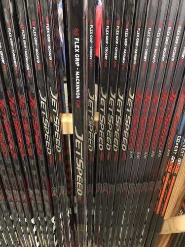 New Senior CCM Left Handed Jetspeed Pro Hockey Stick. 85 flex. p40