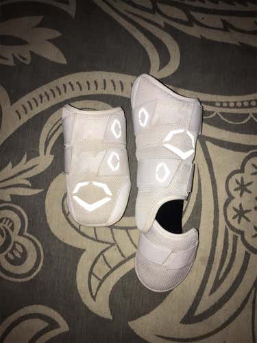 Evoshield Double Strap Elbow Guard And Leg Guard