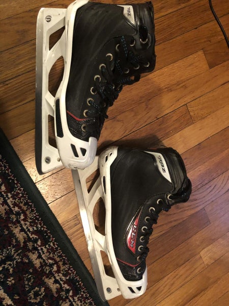 Senior CCM RBZ 70 Hockey Goalie Skates D&R (Regular) Size 9