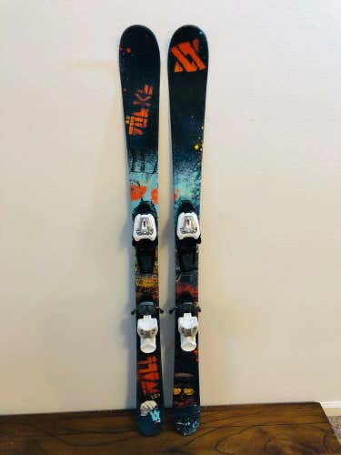 Volkl Wall Jr. Junior Twin Tip Park Skis 128 cm Marker 7.0 Bindings boys girls