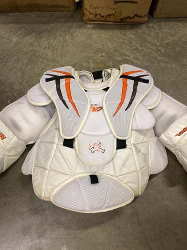 Senior Extra Large Vaughn Velocity V7 XF Pro Carbon Chest and Arm Protector Goalie Chest Protector