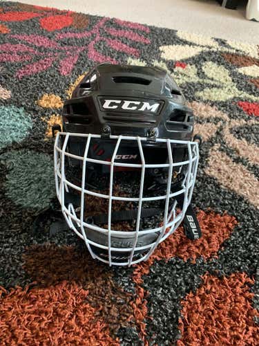 Black  Medium Resistance 300 Helmet