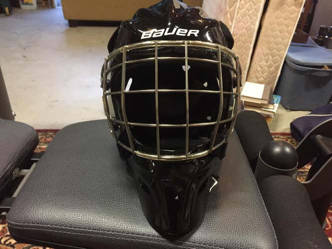 Black Senior Bauer Concept C1 Goalie Mask (Used - Needs New Cage)