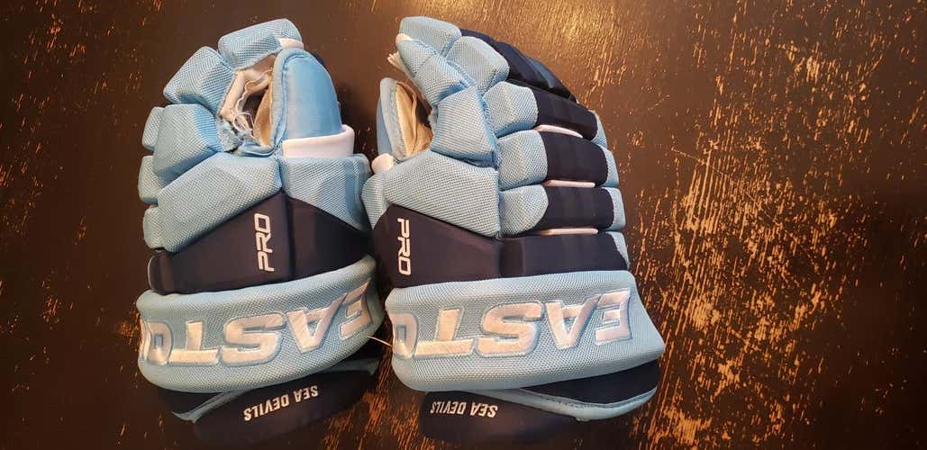 Blue Senior Easton PRO10 Gloves 14"