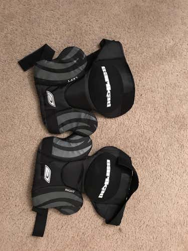 Used Goalie Knee/Thigh Protectors