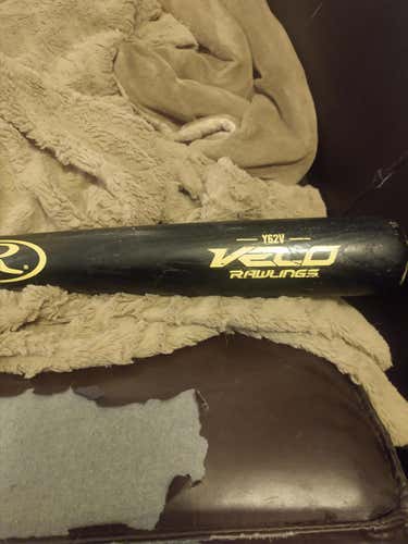 Rawlings Wood Velo Bat (-7.5) 22.5 oz 30"