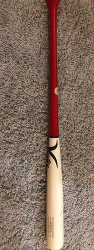 Victus Wood Bat (-3) 30 oz 33"