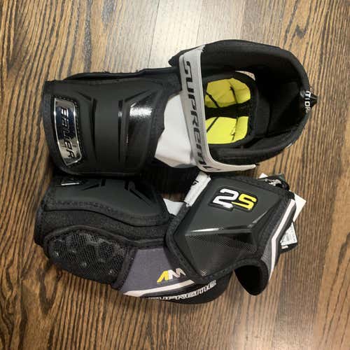 New Bauer 2s Supreme ice hockey Pro Elbow pads Junior Medium