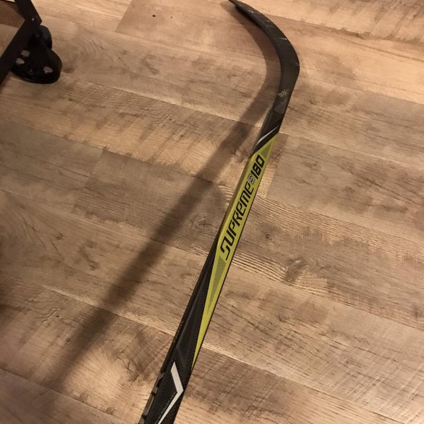 Senior Supreme 180 Hockey Stick Mid - 77 Flex
