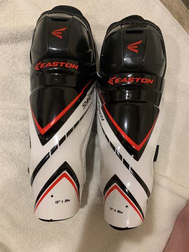 NEW Junior EASTON Synergy EQ20 Shin Pads